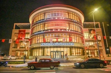 Antalya’nın dev kütüphanesi açılış için gün sayıyor

