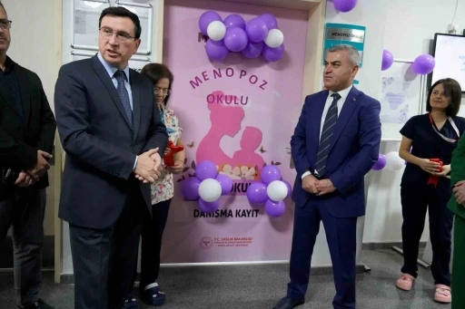 Antalya&rsquo;nın ilk &lsquo;Menopoz Okulu&rsquo; Kepez Devlet Hastanesi&rsquo;nde a&ccedil;ıldı
