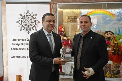 Antalya Oyuncak M&uuml;zesi&rsquo;ne Azerbaycan&rsquo;dan 26 par&ccedil;alık bağış
