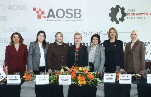 AOSB&rsquo;de iş d&uuml;nyasinda kadin liderliğinin d&ouml;n&uuml;ş&uuml;m&uuml; konuşuldu
