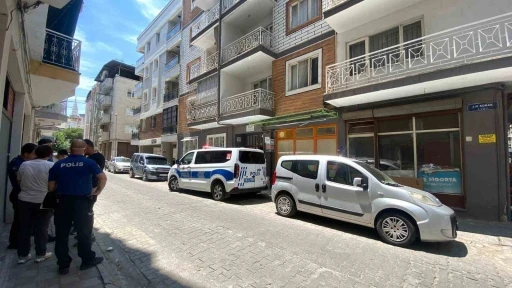 Apartmanı saran k&ouml;t&uuml; kokunun sebebi ceset &ccedil;ıktı

