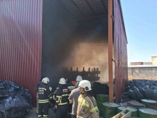 AR-GE d&ouml;n&uuml;ş&uuml;m fabrikasında &ccedil;ıkan yangın s&ouml;nd&uuml;r&uuml;ld&uuml;
