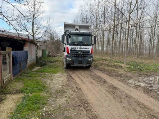 Ara yollarda bakım &ccedil;alışmaları s&uuml;r&uuml;yor
