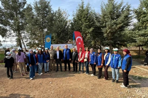 Araban’da Cumhuriyet’in 102. yılı için 102 fidan dikildi
