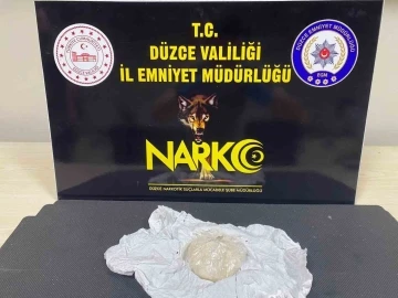 Aracında 54 gram uyuşturucu ile yakalandı
