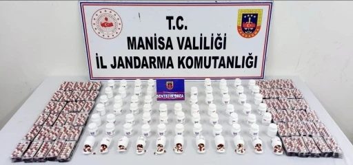 Araçlardan Binlerce Hap Ele Geçirildi, 2 Gözaltı
