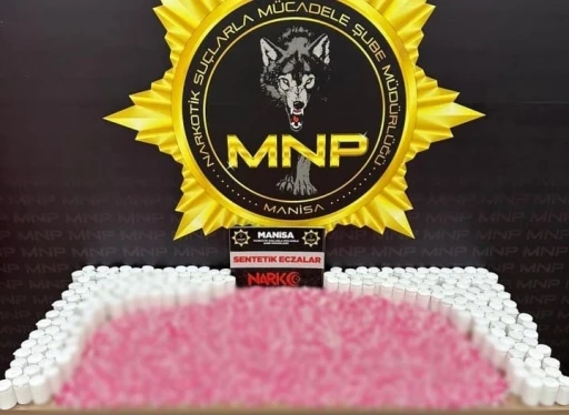 Ara&ccedil;ta binlerce sentetik hap ele ge&ccedil;irildi
