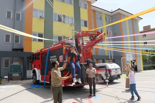 Arama kurtarma ekibinden sıra dışı etkinlik
