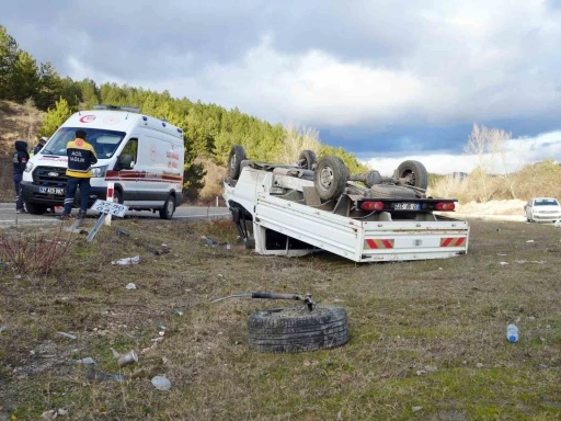 Arkadaşının &ouml;ld&uuml;ğ&uuml; trafik kazasıyla ilgili yargılanan alkoll&uuml; s&uuml;r&uuml;c&uuml;ye 2 yıl 9 ay hapis cezası

