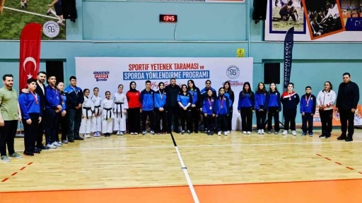 Arnavutk&ouml;y&rsquo;de geleceğin sporcuları &rsquo;Yetenek Taraması&rsquo;yla keşfediliyor
