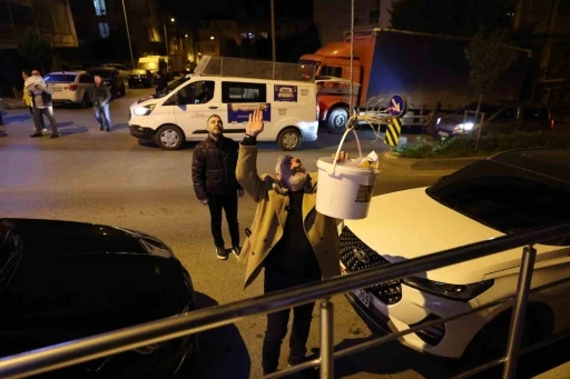 Arnavutk&ouml;y&rsquo;de "Sahur Devriyesi" geleneği yeniden hayat buldu
