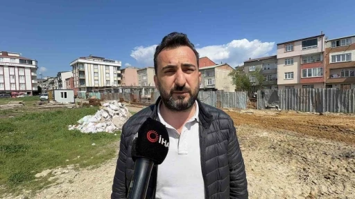 Arnavutk&ouml;y&rsquo;de şantiyeye ka&ccedil;ak moloz d&ouml;k&uuml;m&uuml;
