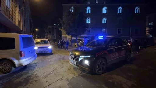 Arnavutköy’de silahlı saldırı: 1’i çocuk 2 yaralı
