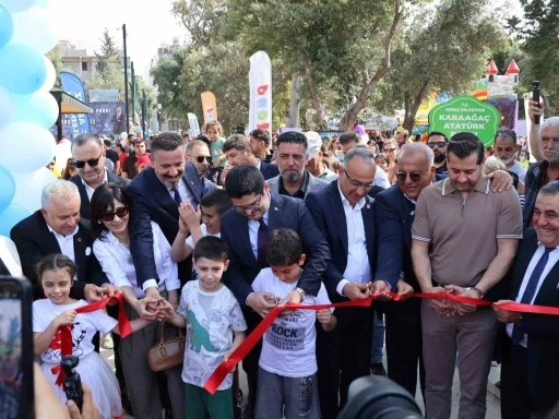 Arsuz&rsquo;da Atat&uuml;rk Parkı&rsquo;nın a&ccedil;ılışı ger&ccedil;ekleştirildi
