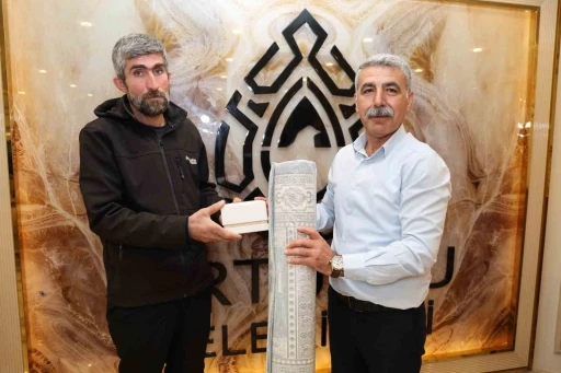 Artuklu Belediyesinden &ouml;zverili temizlik iş&ccedil;ilerine anlamlı &ouml;d&uuml;l
