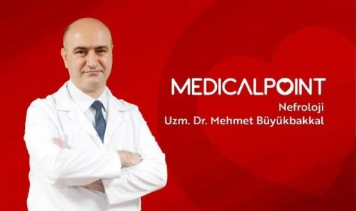 Aşırı terleme ve yetersiz su tüketimi böbrek sağlığını tehdit ediyor
