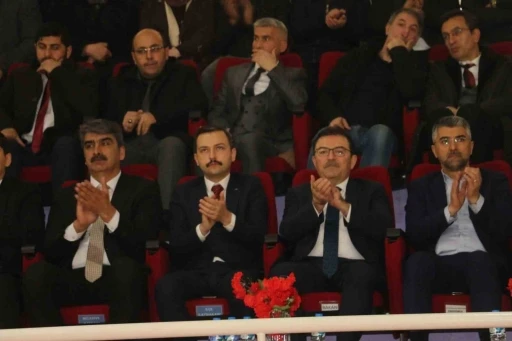 Aşkale&rsquo;de 23 Nisan coşkusu
