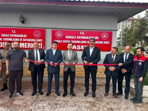 Aşkale&rsquo;de aşevi hizmete a&ccedil;ıldı: G&uuml;nde 70 aileye sıcak yemek ulaştırılacak
