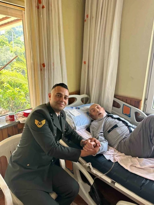 Askerlik Şubesi Başkanı Şahiner’den Kore Gazisi’ne anlamlı ziyaret
