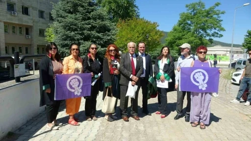 Aslı Baş davasında d&uuml;ğ&uuml;m &ccedil;&ouml;z&uuml;lmedi: Dava Ekim&rsquo;e ertelendi
