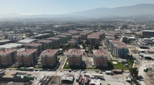 Asrın felaketinde bin 200 insana mezar olan 600 konutlarında hayat yeniden başladı
