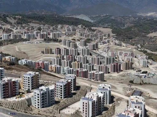 Asrın felaketinin yerle bir ettiği Antakya devlet yatırımlarıyla yeniden hayat buluyor
