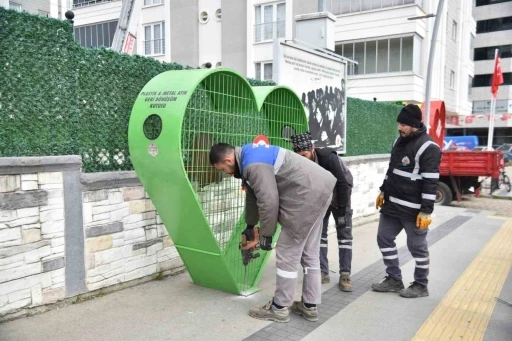 Atakum&rsquo;a doğa dostu geri d&ouml;n&uuml;ş&uuml;m kutuları
