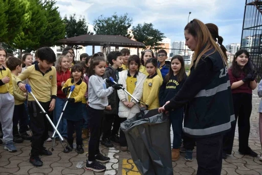 Atakum&rsquo;da &ccedil;ocuklardan &ccedil;evre temizliği konusunda anlamlı etkinlik
