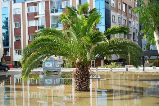 Atakum’da metrekareye 125 kilo yağış düştü, felaketin eşiğinden dönüldü
