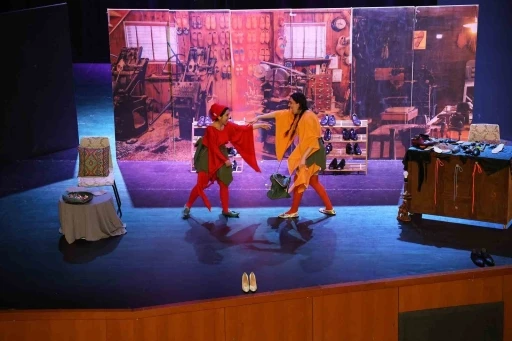 Ataşehir Belediyesi&rsquo;nden &ccedil;ocuklara sanat ve eğlence dolu s&ouml;mestr şenliği
