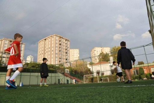 Ataşehir&rsquo;de kış sporla ge&ccedil;ecek: 2026 Kış Spor Eğitimleri başlıyor
