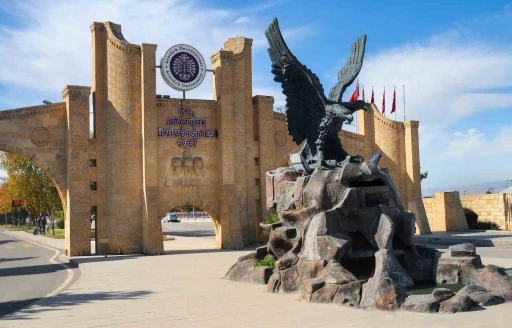 Atatürk Üniversitesi, dünya sıralamalarında 11 listeye birden giren 7 üniversiteden birisi oldu ve önemli bir başarıya imza attı
