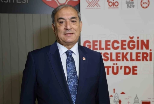 AT&Uuml;, geleceğin mesleklerine y&ouml;nelik eğitim atağını s&uuml;rd&uuml;r&uuml;yor
