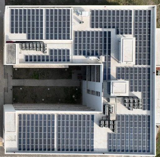 AT&Uuml; g&uuml;neş enerjisinde yeni bir adım daha attı:  GES i&ccedil;in ihale s&uuml;reci başlatıldı
