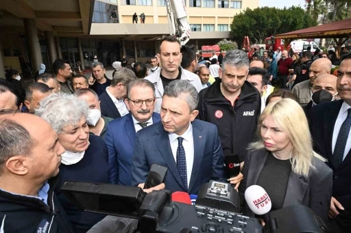 AÜ Tıp Fakültesi Hastanesinde korkutan yangın: Hastalar tahliye edildi, can kaybı yok
