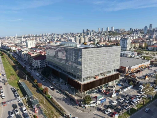 Avrupa &ouml;d&uuml;ll&uuml; dev k&uuml;t&uuml;phane eyl&uuml;lde kapılarını a&ccedil;ıyor
