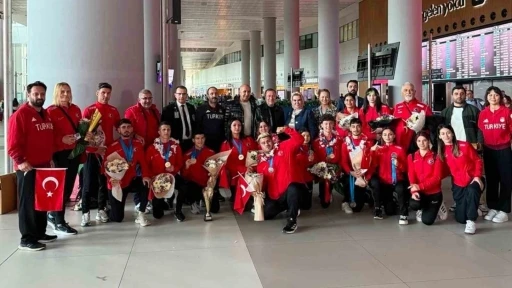 Avrupa şampiyonu Para Atletizm Milli Takımı yurda döndü
