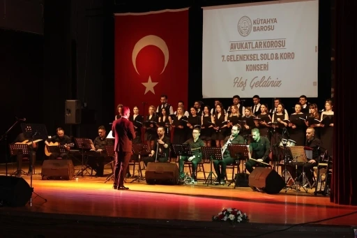 Avukatların sesinden yankılanan konser ilgi gördü
