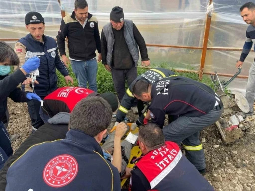 Ayağı çapa makinesine sıkışan şahıs itfaiye ekipleri tarafından kurtarıldı
