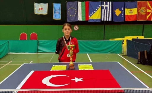 Aybige’den Milli forma ile 3 madalya

