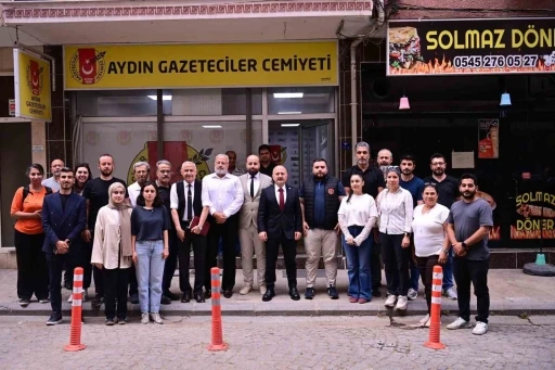Aydın basınıyla bir araya gelen Vali Varol: "Basını &ouml;nemli bir paydaş olarak g&ouml;r&uuml;yoruz"
