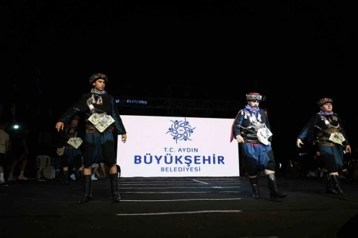 Aydın B&uuml;y&uuml;kşehir Belediyesi Konservatuvarı&rsquo;ndan yıl sonu g&ouml;sterisi

