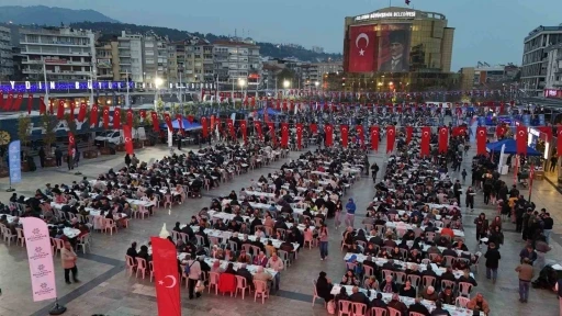 Aydın B&uuml;y&uuml;kşehir Belediyesi vatandaşları iftar sofralarında buluşturacak
