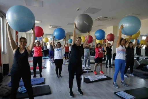 Aydın B&uuml;y&uuml;kşehir Belediyesi, vatandaşları sporla buluşturuyor
