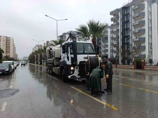 Aydın B&uuml;y&uuml;kşehir Belediyesi ve ASKİ ekipleri yapışa karşı teyakkuzda
