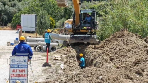 Aydın B&uuml;y&uuml;kşehir&rsquo;den Davutlar&rsquo;da altyapı yatırımı
