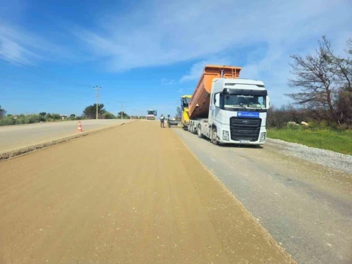 Aydın&rsquo;da 17 il&ccedil;ede eş zamanlı yol seferberliği
