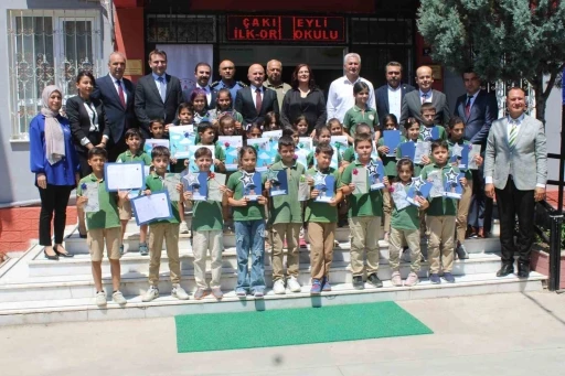 Aydın&rsquo;da 190 bin &ouml;ğrenci karne aldı
