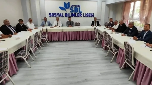 Aydın&rsquo;da il&ccedil;e milli eğitim m&uuml;d&uuml;rleri bir araya geldi
