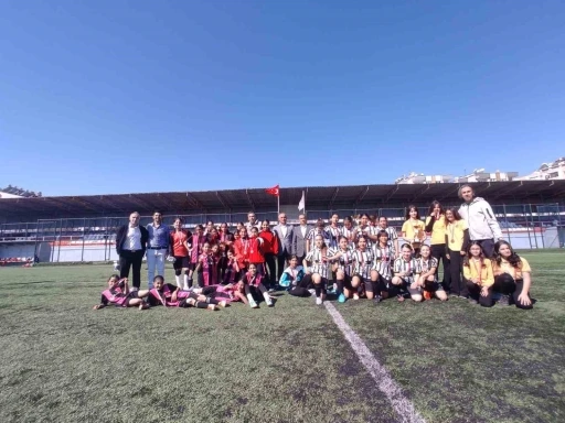 Aydın&rsquo;da K&uuml;&ccedil;&uuml;kler Futbol İl Birinciliği tamamlandı
